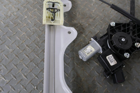 2022 Cadillac CT5- FRONT DOOR REGULATOR