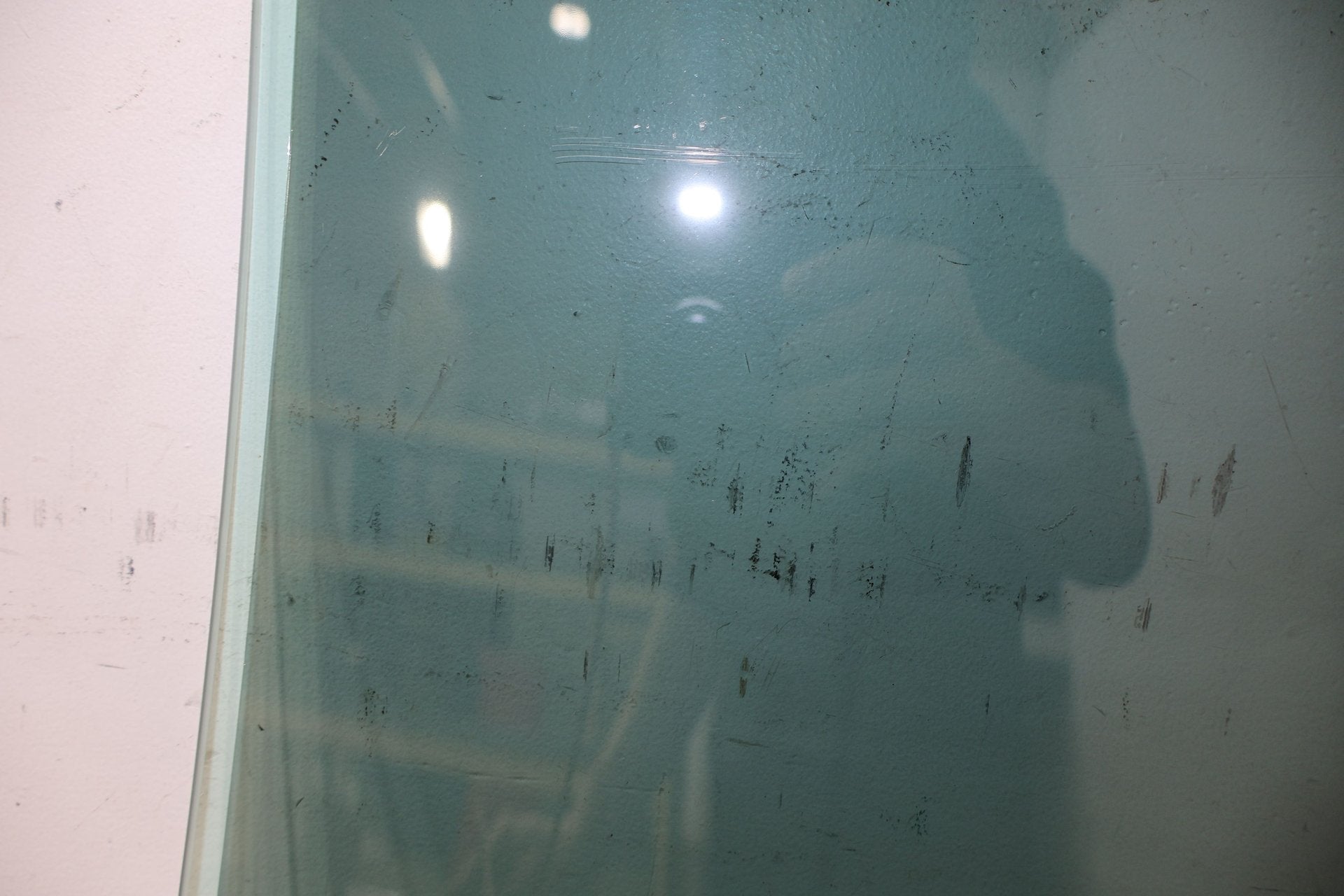 2022 Cadillac CT5- Right Rear Door Window