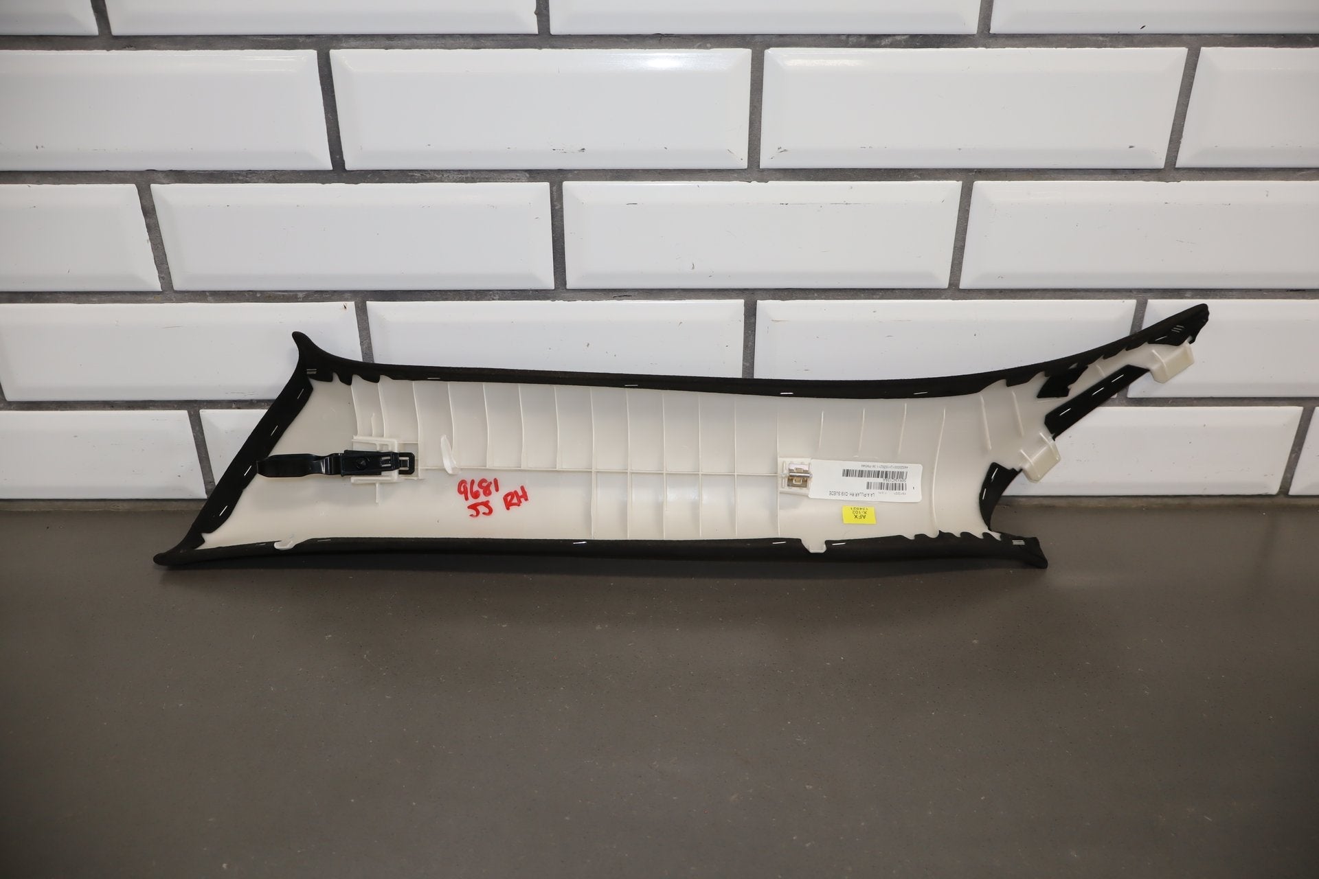 2022 Dodge Challenger Pair A Pillar Trim Black X9