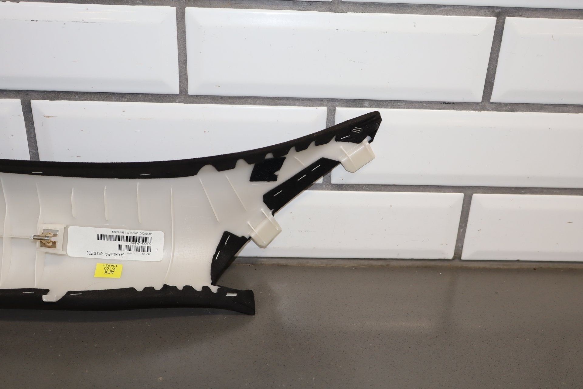 2022 Dodge Challenger Pair A Pillar Trim Black X9
