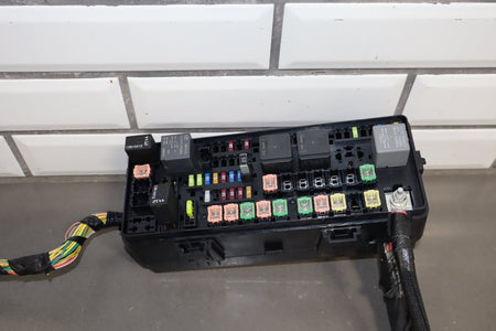 2022 Dodge Challenger R/T Scat Pack 6.4L Cabin Fuse Box