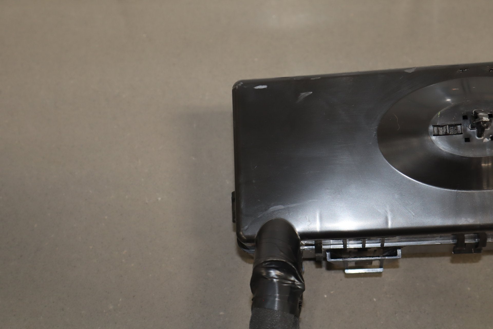 2022 Dodge Challenger R/T Scat Pack 6.4L Cabin Fuse Box