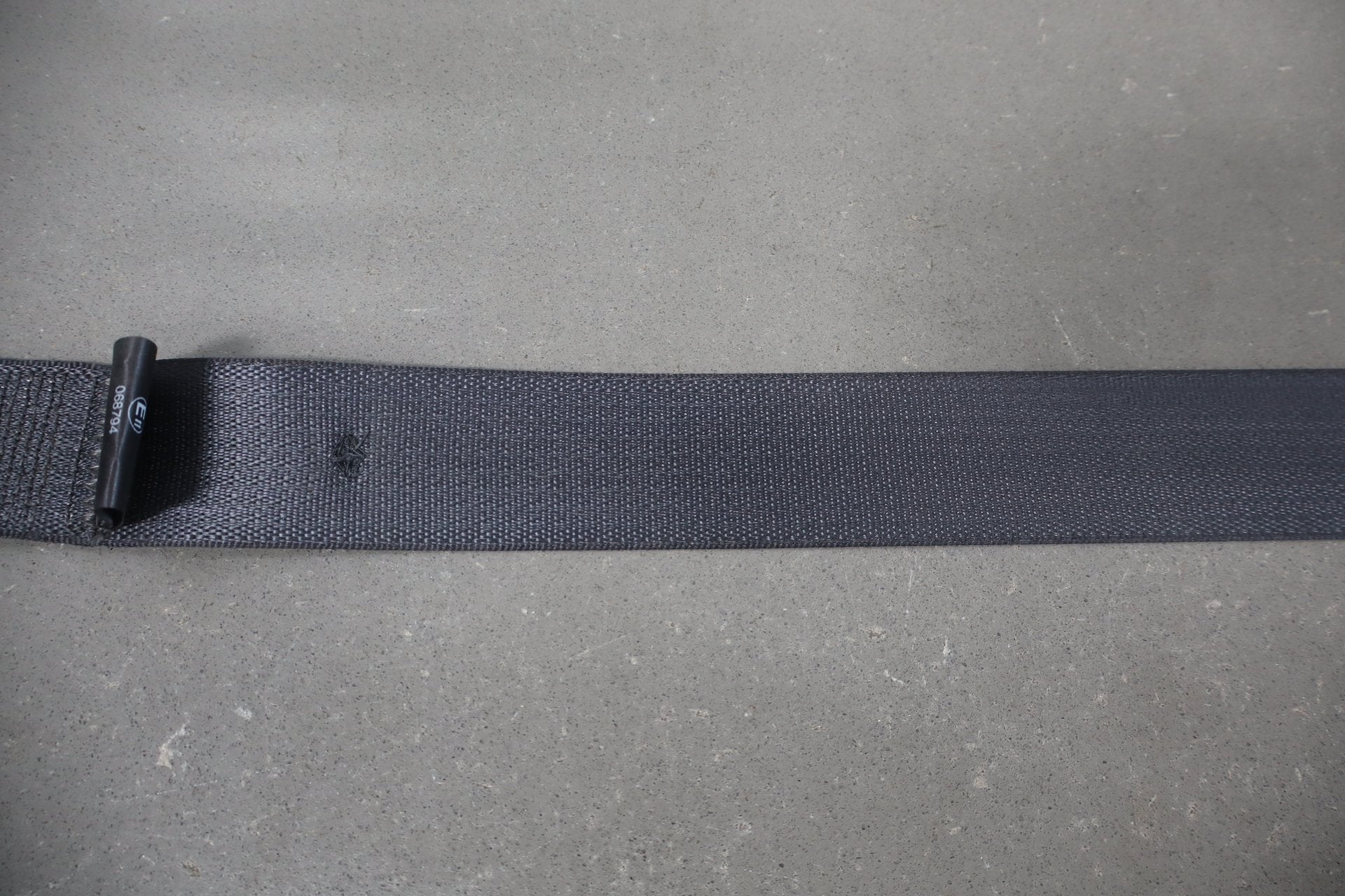 2022 Dodge Challenger R/T Scat Pack Left Rear Seat Belt Black X9