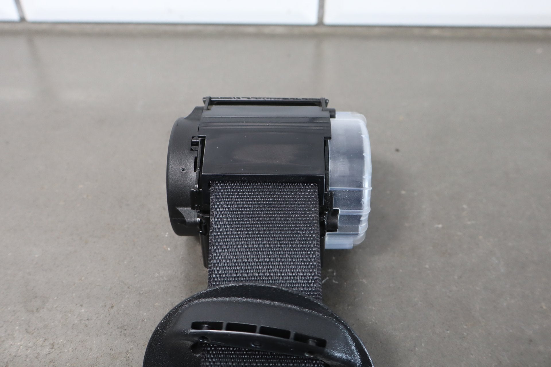 2022 Dodge Challenger R/T Scat Pack Left Rear Seat Belt Black X9