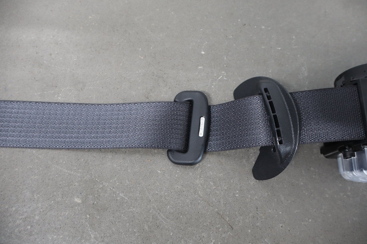 2022 Dodge Challenger R/T Scat Pack Left Rear Seat Belt Black X9