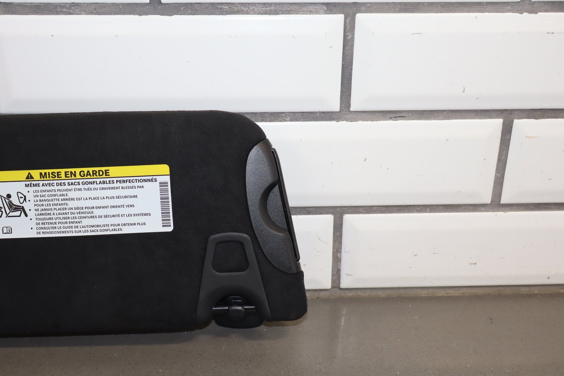 2022 Dodge Challenger R/T Scat Pack Sun Visor Pair Left/Right Black X9