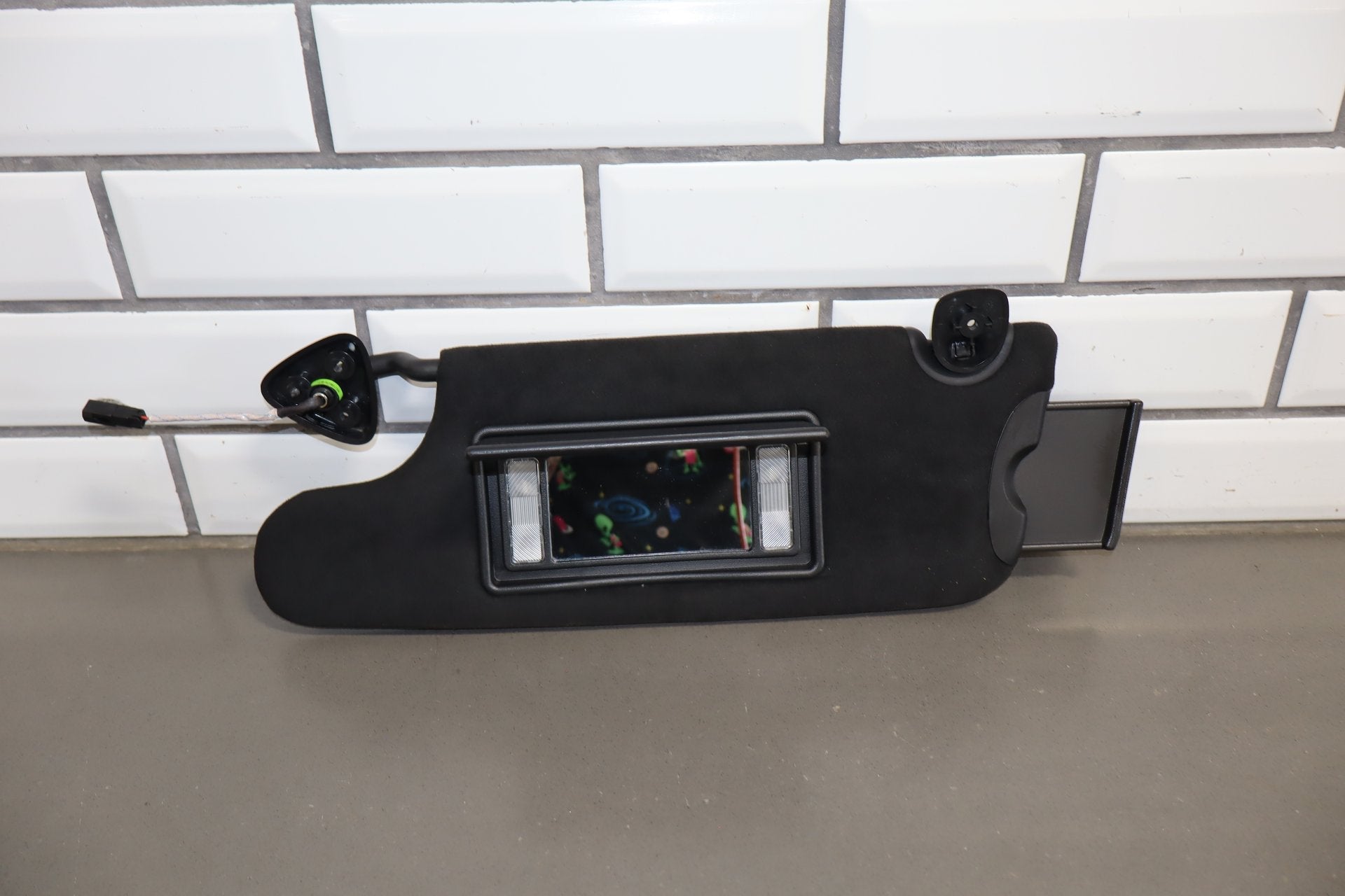 2022 Dodge Challenger R/T Scat Pack Sun Visor Pair Left/Right Black X9