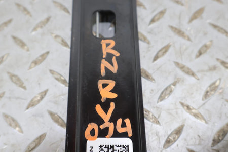 2022, Rivian, R1S