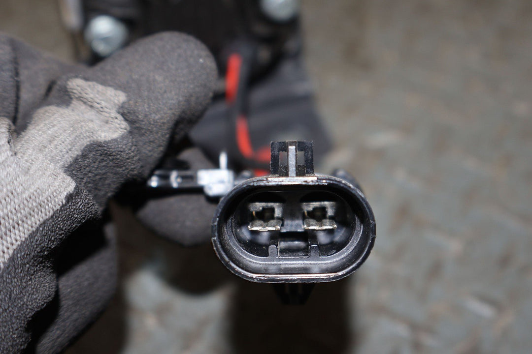 2022 Rivian R1S Launch Edition OEM Air Ride Compressor (C100055693C) 9K Miles