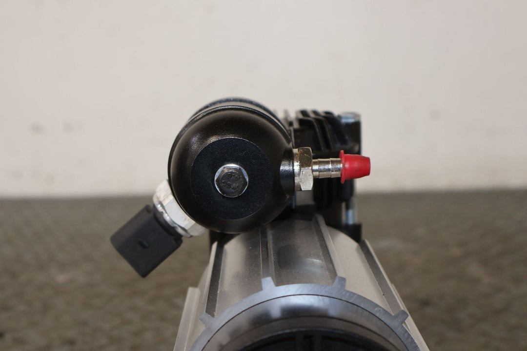 2022 Rivian R1S Launch Edition OEM Air Ride Compressor (C100055693C) 9K Miles