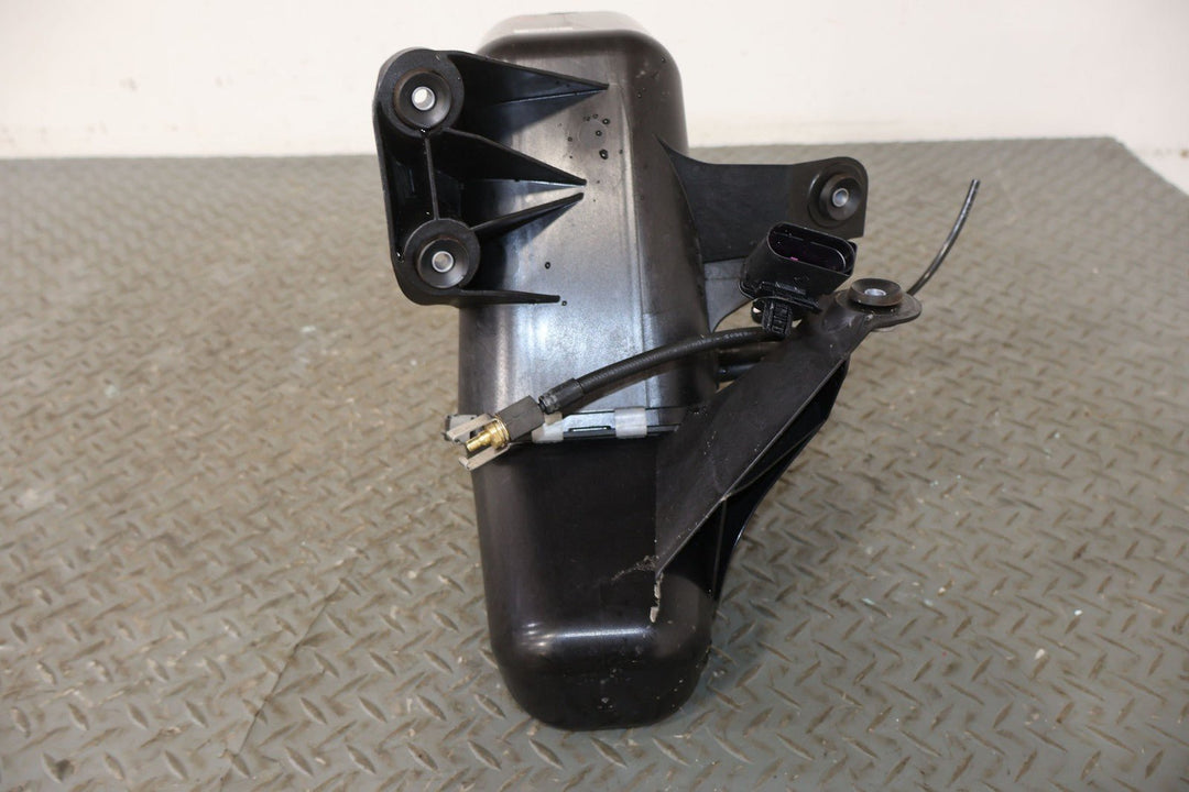 2022 Rivian R1S Launch Edition OEM Air Suspension Tank (C200003132F) 9K Miles