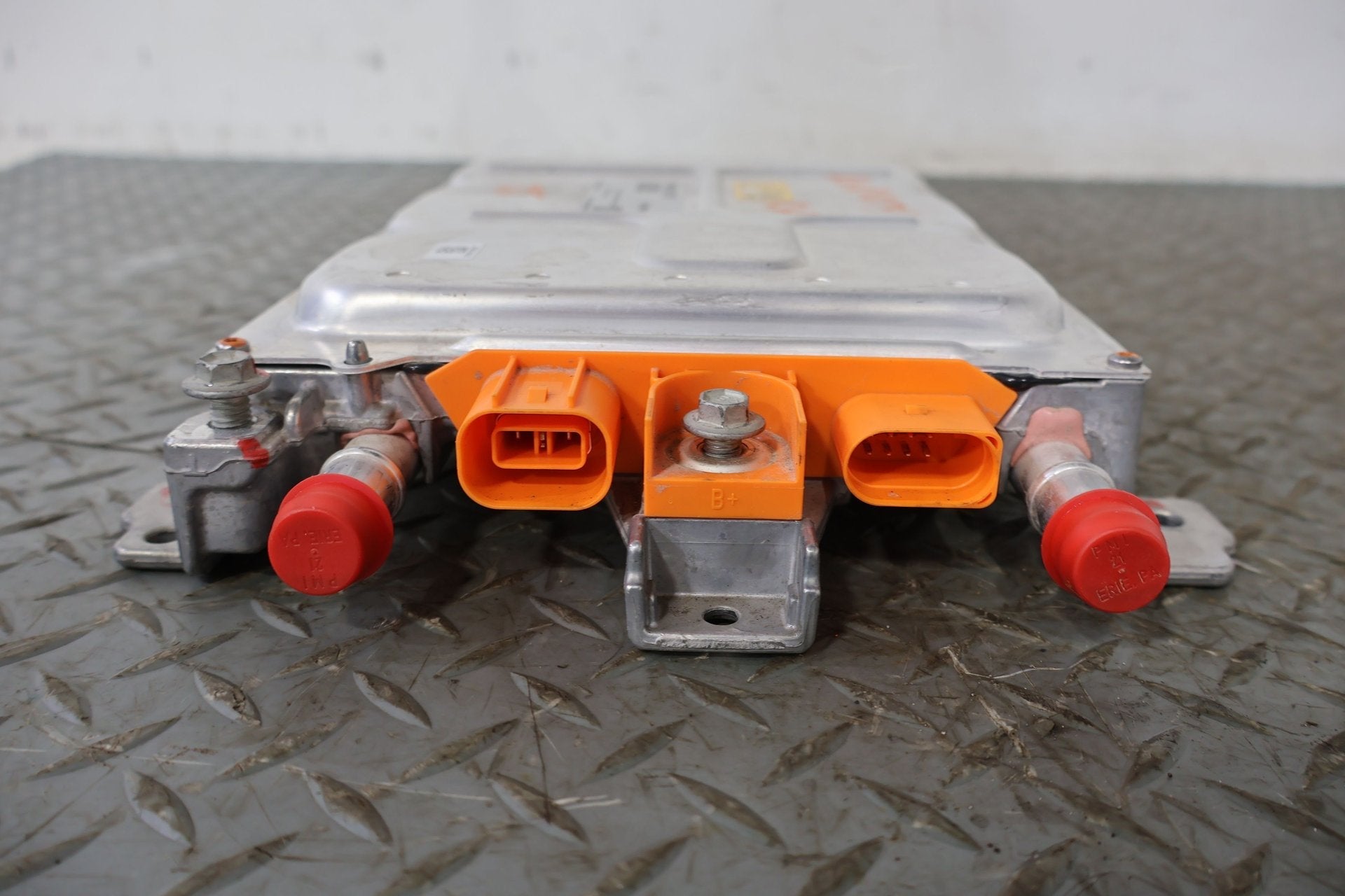 2022 Rivian R1S Launch Edition OEM DC to DC Converter (PT00001573F) 9K Miles