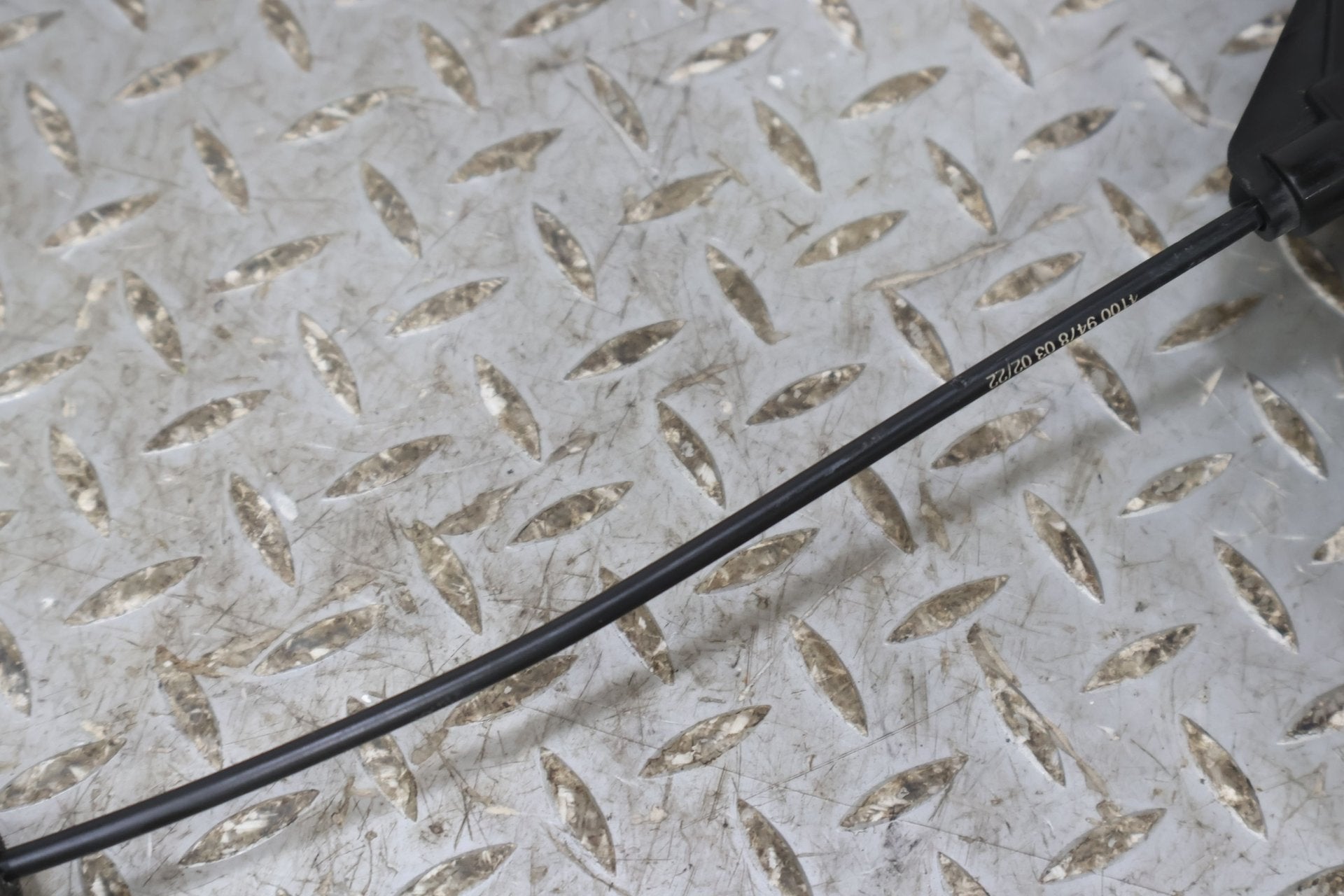 2022 Rivian R1S- Left Front Door Latch