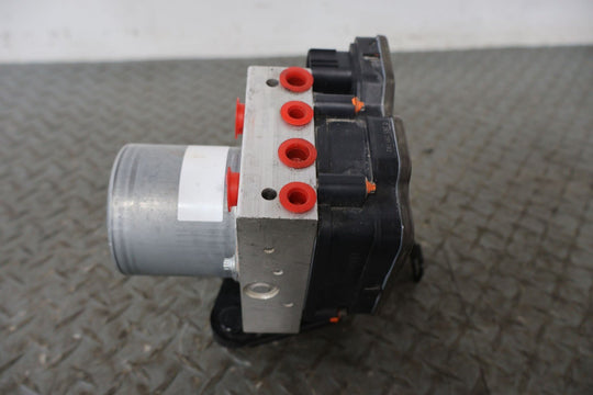 2022 Rivian R1S OEM ABS Anti - Lock Brake Pump W/ Module (9K Miles)