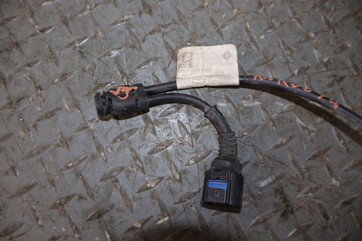 2022 Rivian R1S OEM Front Right RH Wheel Speed Sensor W/ Wiring Harness