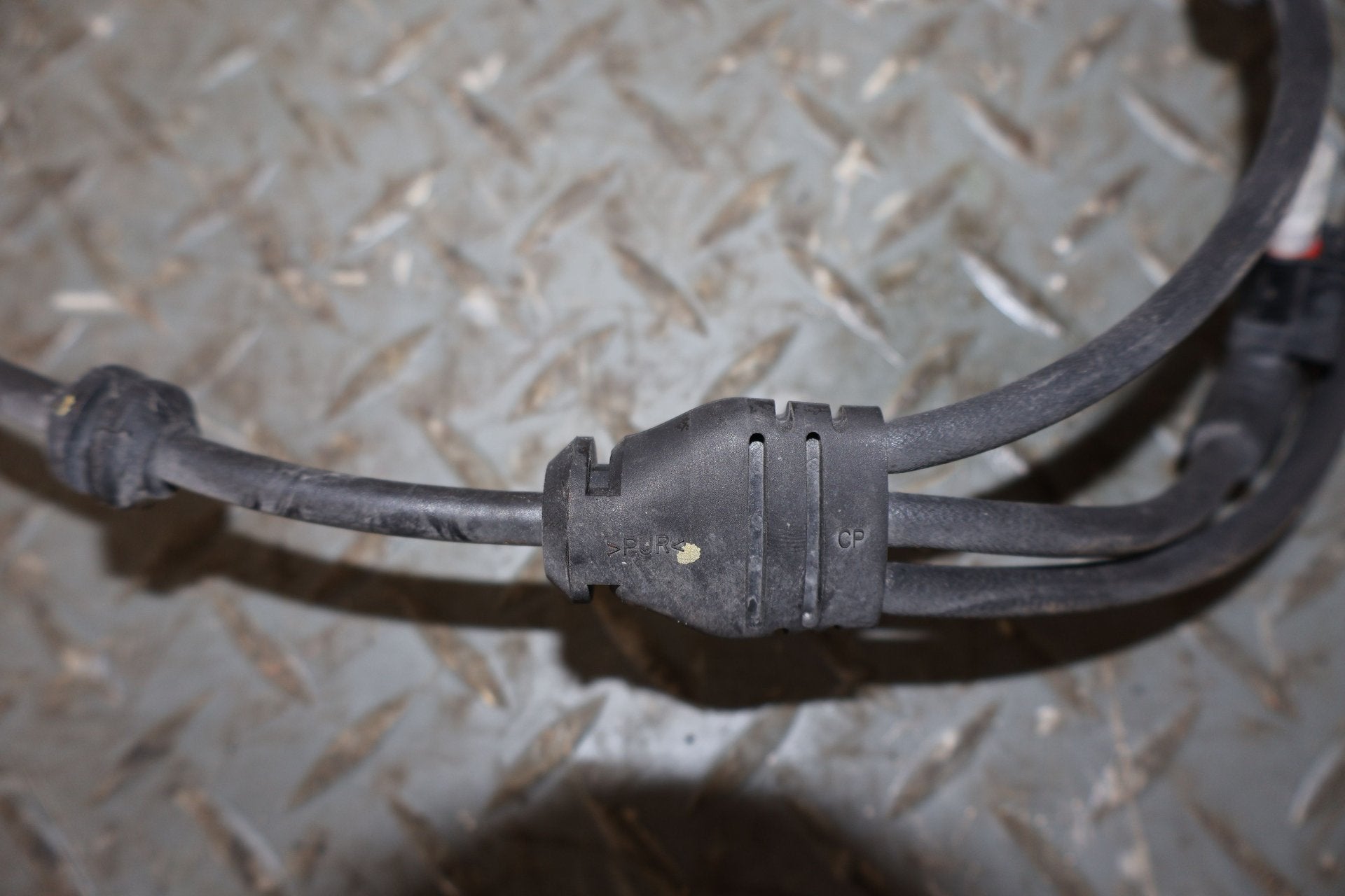 2022 Rivian R1S OEM Front Right RH Wheel Speed Sensor W/ Wiring Harness