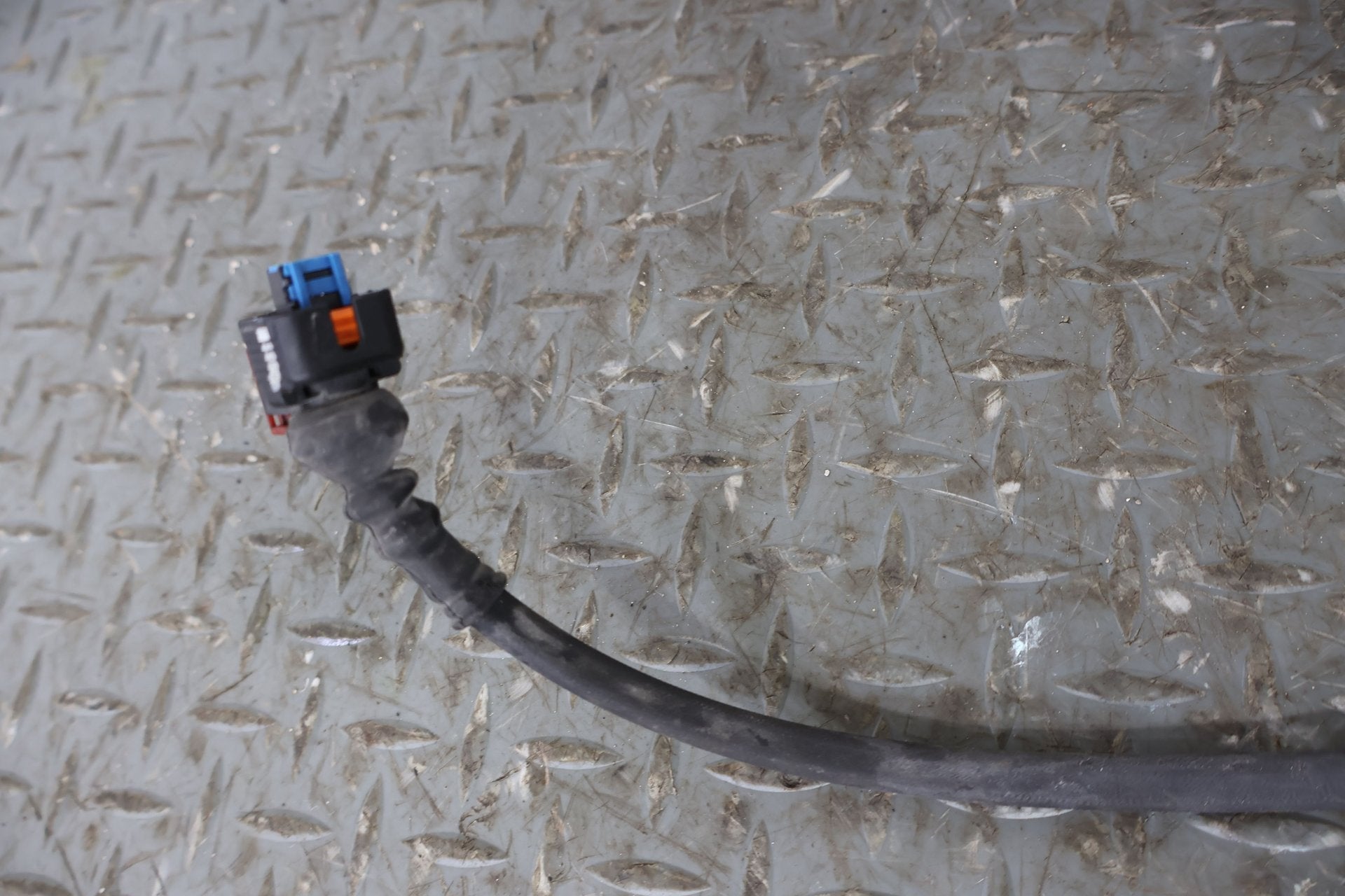 2022 Rivian R1S OEM Rear Left LH Wheel Speed Sensor W/ Wiring Harness