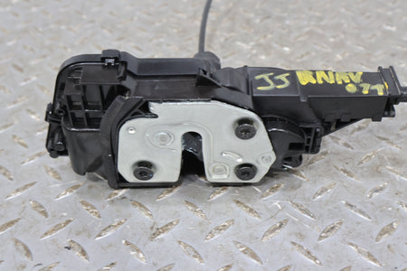 2022 Rivian R1S- Right Front Door Latch