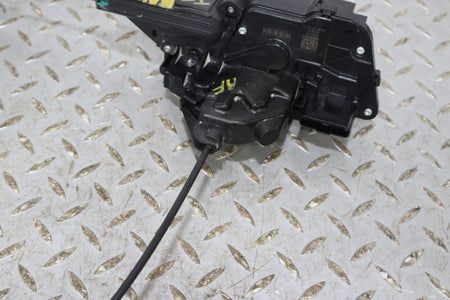 2022 Rivian R1S- Right Front Door Latch