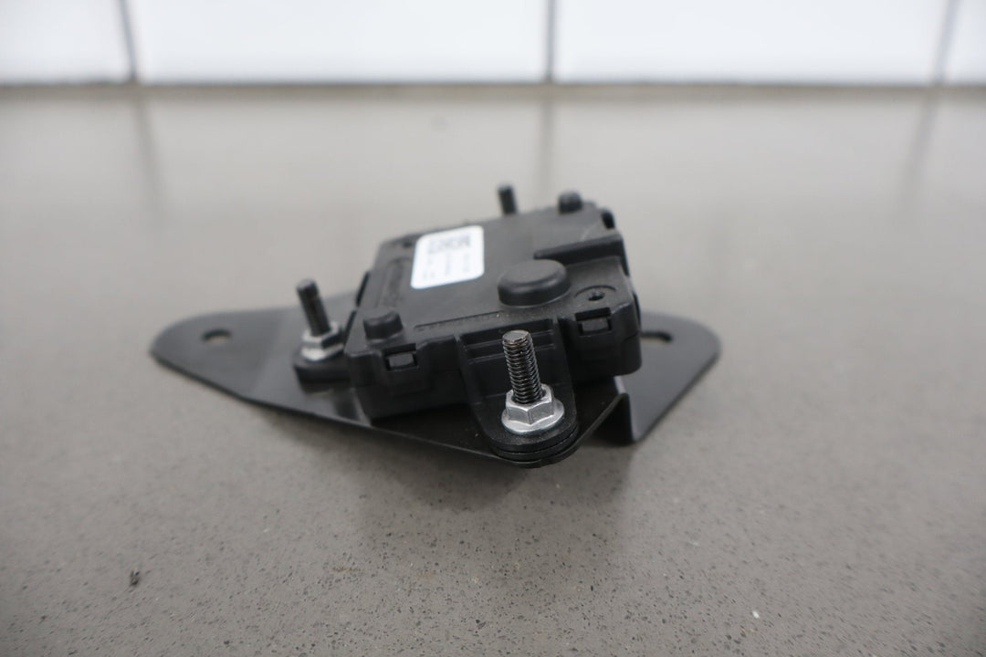 2023 - 2024 Fisker Ocean OEM Center Dash Control Module Unit fm2980330100e
