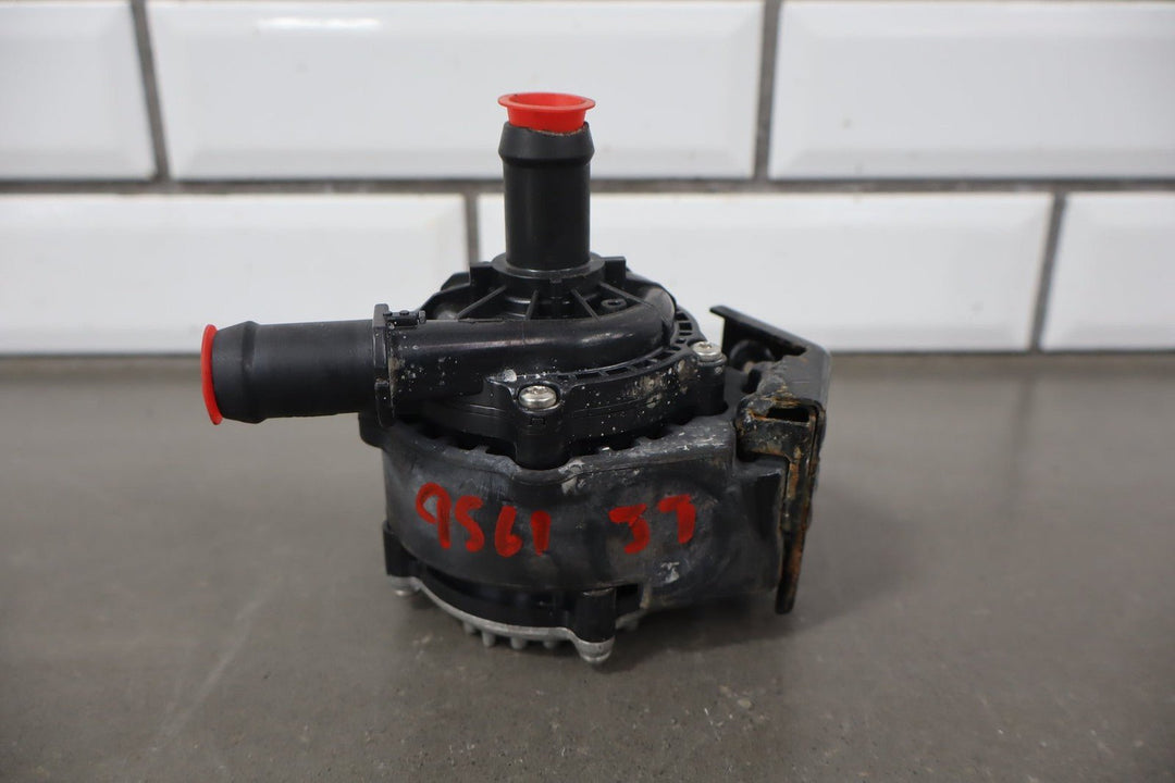2023 2024 Fisker Ocean OEM Electric Coolant Cooling Pump FM2930200022A