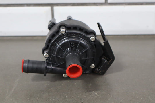 2023 2024 Fisker Ocean OEM Electric Coolant Cooling Pump FM2930200022A