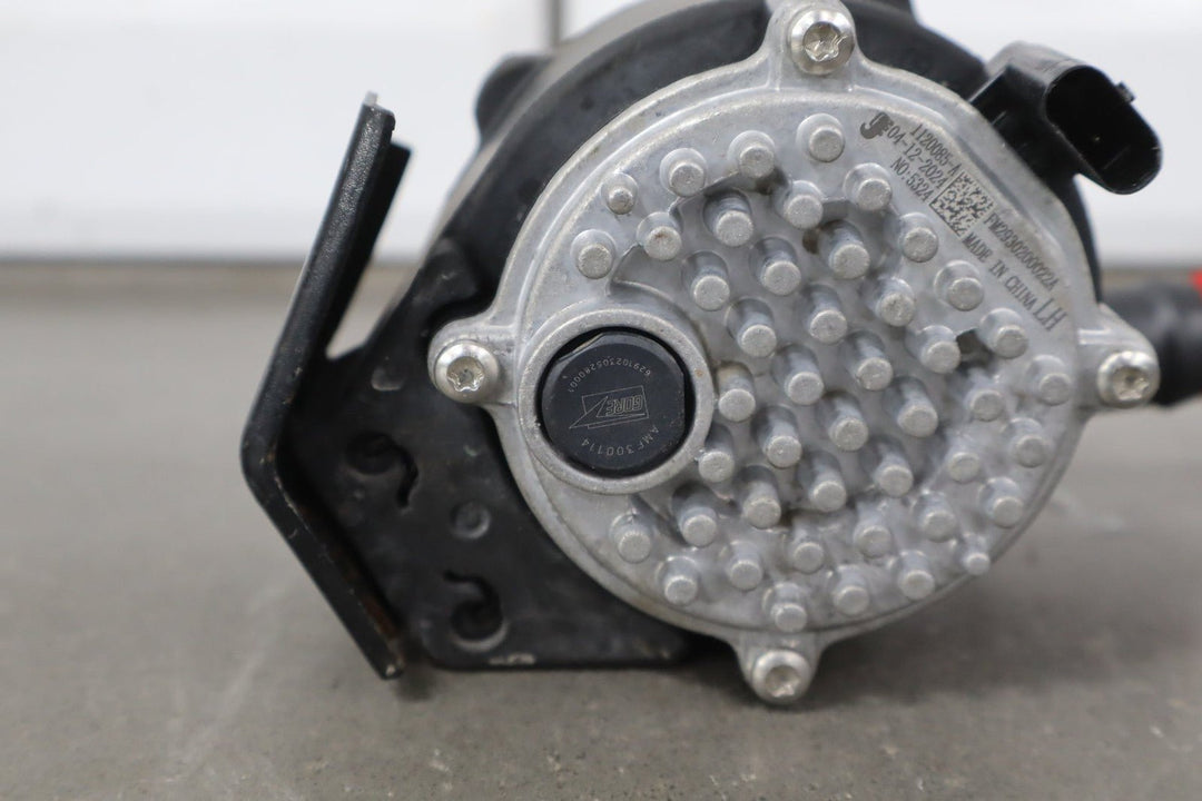 2023 2024 Fisker Ocean OEM Electric Coolant Cooling Pump FM2930200022A