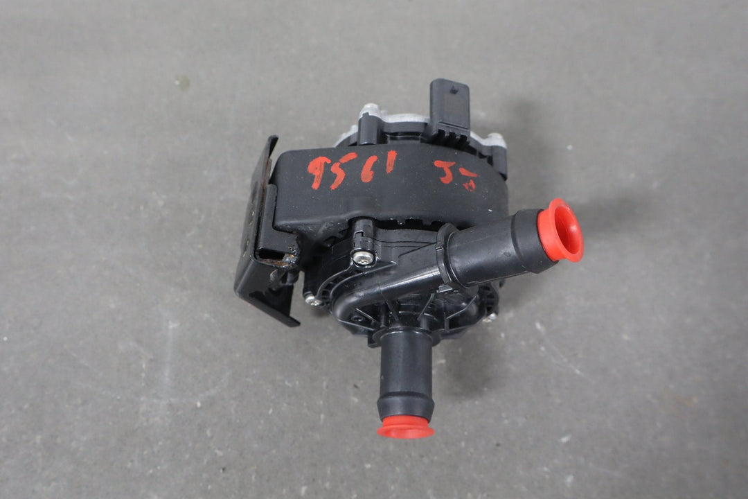 2023 - 2024 Fisker Ocean OEM Electric Cooling Pump fm2930200026a