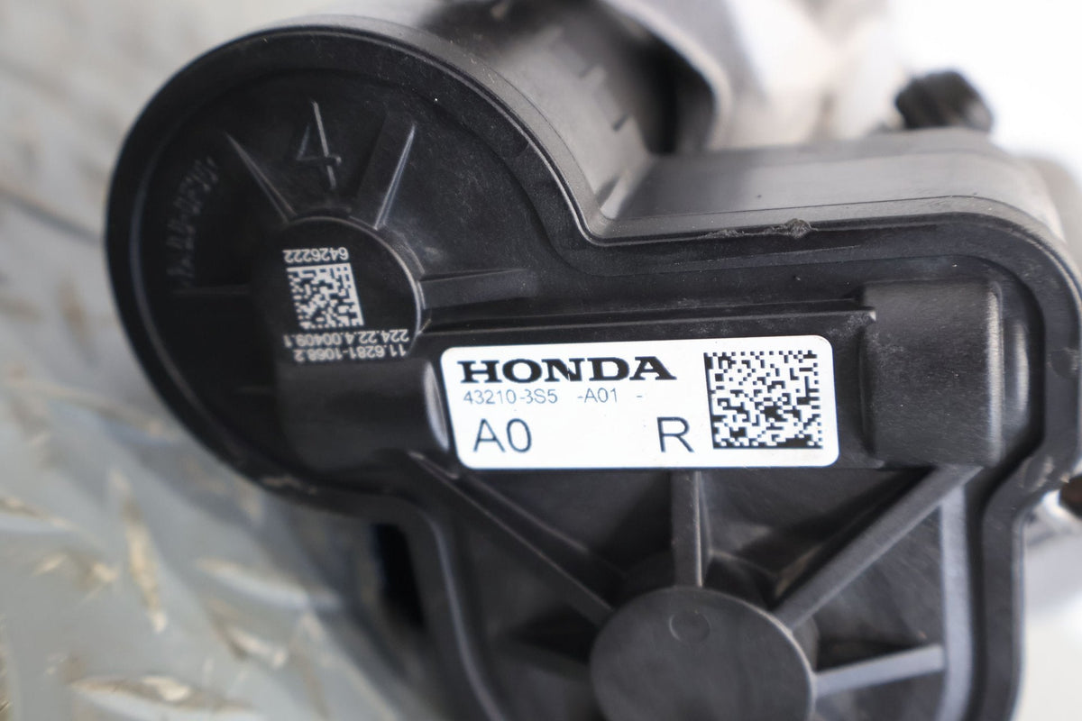 2023 Acura Integra- Caliper