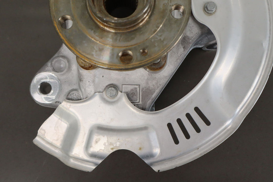 2023 Fisker Ocean One Front Left LH Spindle Knuckle W/ Hub (FM2920410081C)