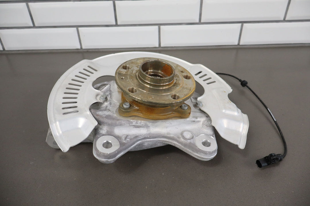 2023 Fisker Ocean One Front Left LH Spindle Knuckle W/ Hub (FM2920410081C)