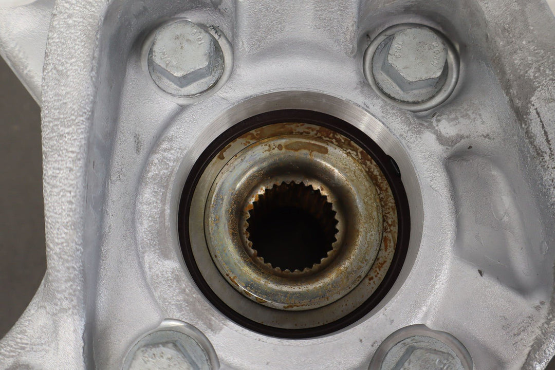 2023 Fisker Ocean One Front Right RH Spindle Knuckle W/ Hub (FM2920410087C)