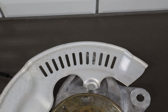 2023 Fisker Ocean One Front Right RH Spindle Knuckle W/ Hub (FM2920410087C)