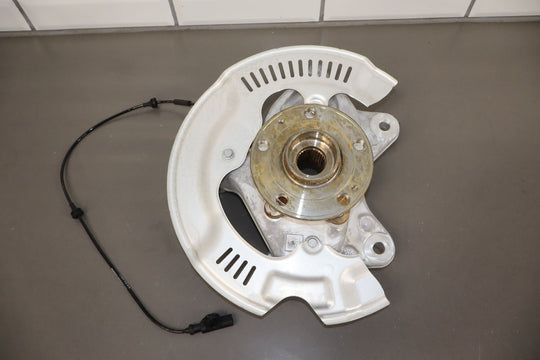 2023 Fisker Ocean One Front Right RH Spindle Knuckle W/ Hub (FM2920410087C)