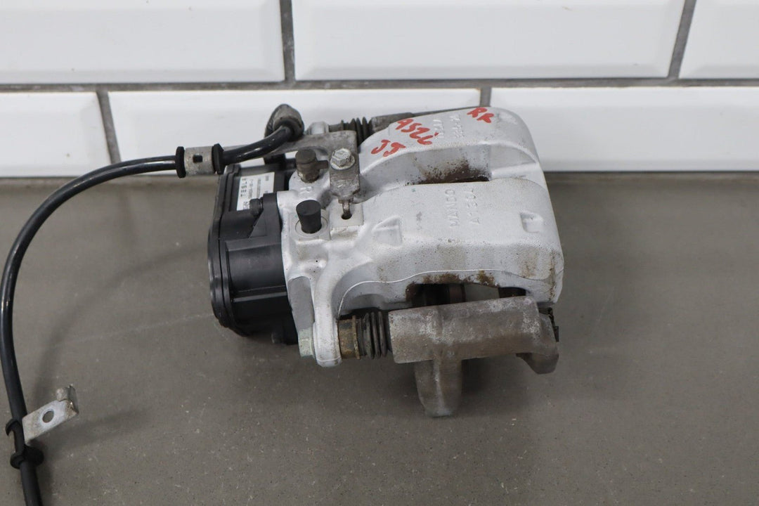 2023 Tesla Model Y OEM Brake Caliper Set (4) Front/Rear