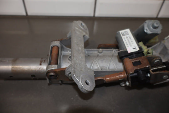 2023 Tesla Y Steering Column