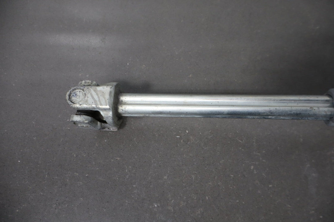 2023 Tesla Y Steering Column