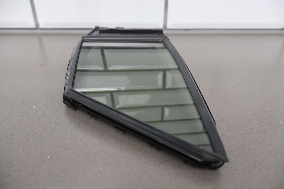 2023 Toyota Corolla GR Front Right RH Vent Window Glass (Self Tint) See Photos