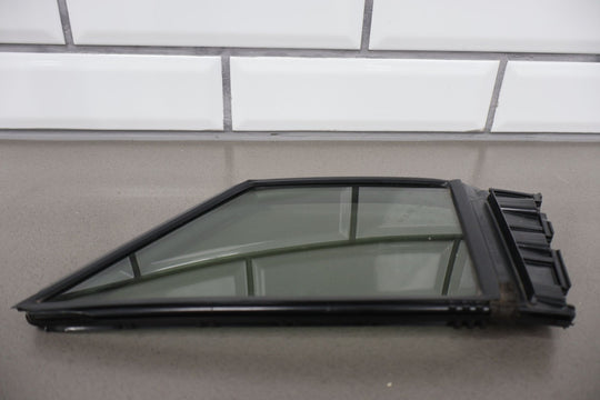2023 Toyota Corolla GR Front Right RH Vent Window Glass (Self Tint) See Photos