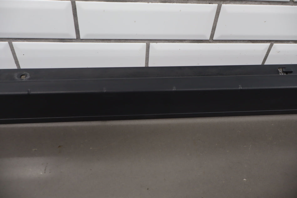 2003-2009 Hummer H2 SUV Passenger Right Front Roof Molding 15241412