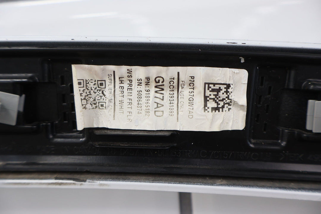 22 - 23 Jeep Grand Wagoneer Front Left Fender Moulding W/Marker Bright White PW7