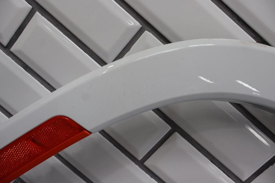 22 - 23 Jeep Grand Wagoneer Front Left Fender Moulding W/Marker Bright White PW7