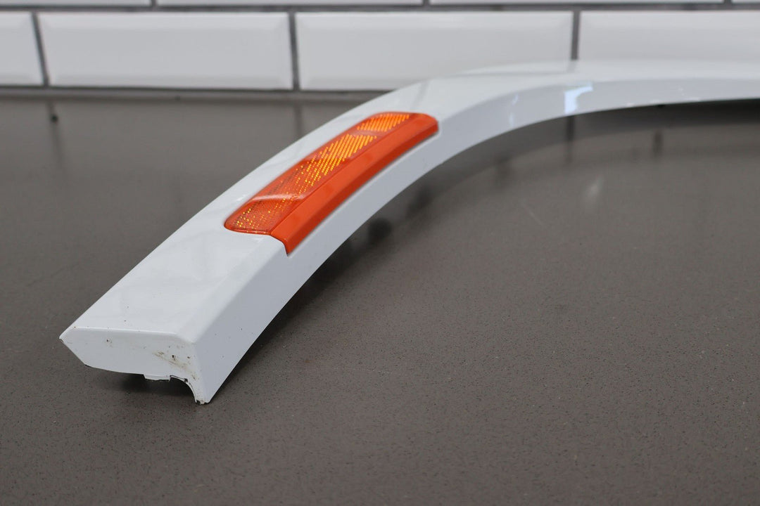 22 - 23 Jeep Grand Wagoneer Front Left Fender Moulding W/Marker Bright White PW7