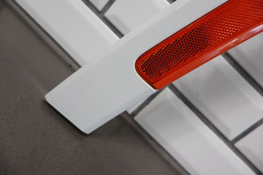 22 - 23 Jeep Grand Wagoneer Front Left Fender Moulding W/Marker Bright White PW7