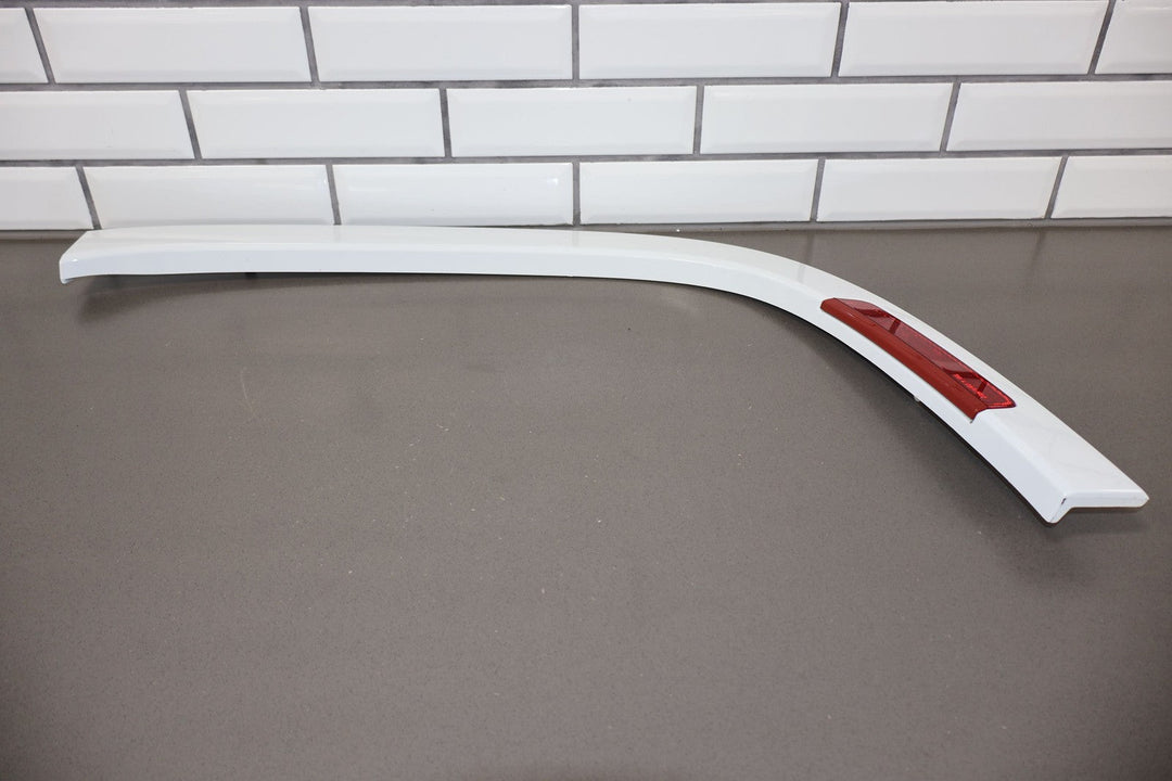22 - 23 Jeep Grand Wagoneer Rear Left Quarter Moulding W/Marker Bright White PW7