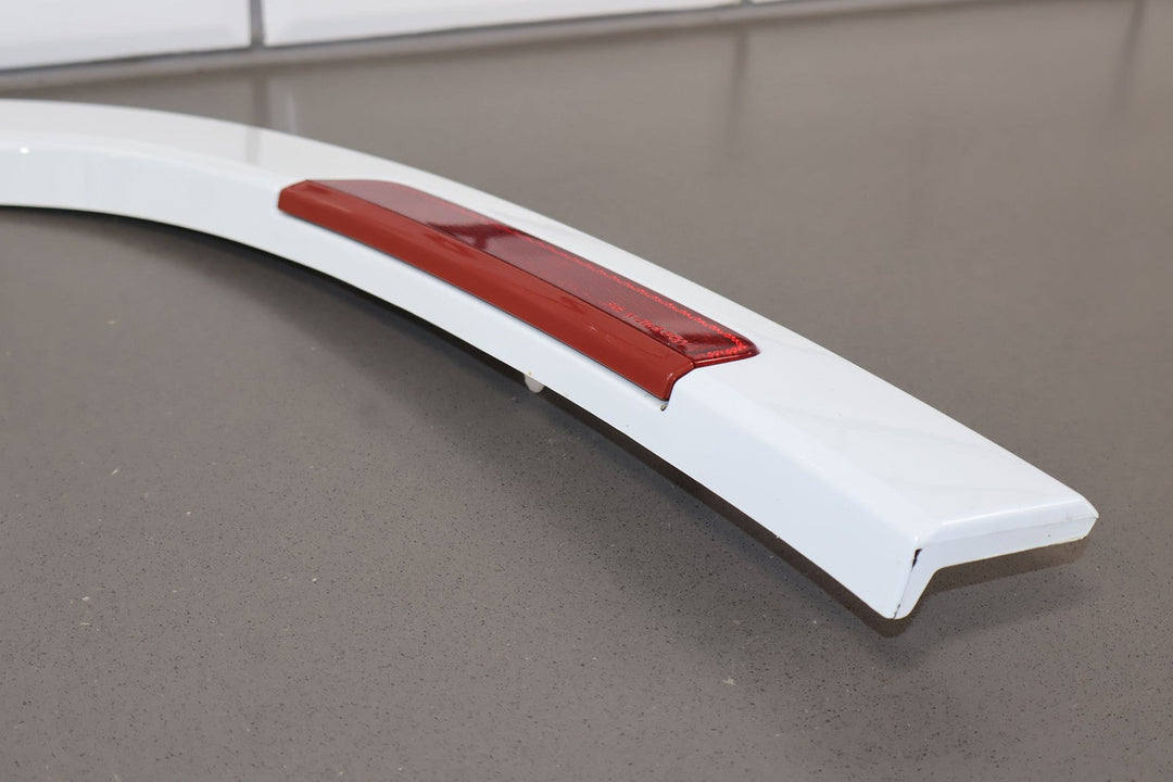 22 - 23 Jeep Grand Wagoneer Rear Left Quarter Moulding W/Marker Bright White PW7