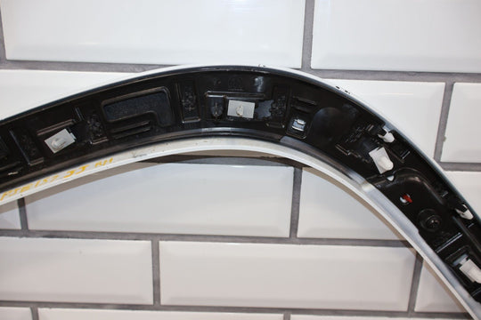 22 - 23 Jeep Grand Wagoneer Rear Right Quarter Moulding W/Marker Bright White PW7