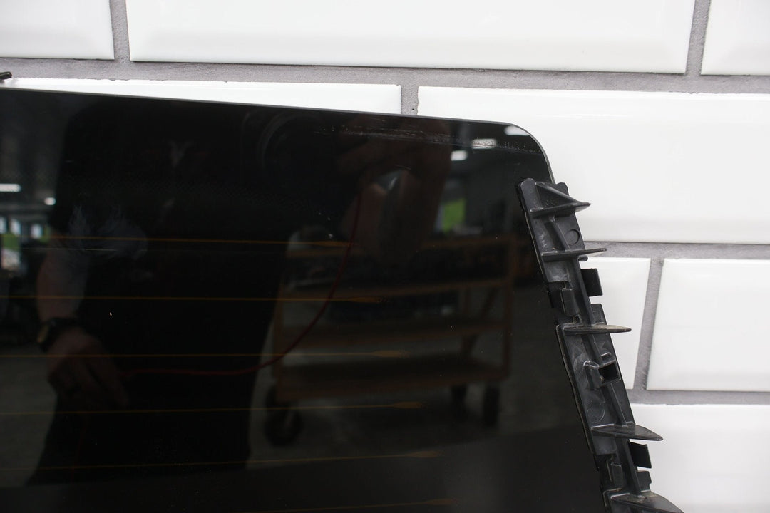 22 - 24 Rivian R1T Heated Back Rear Window Glass (Self Tint) See Notes& Photos