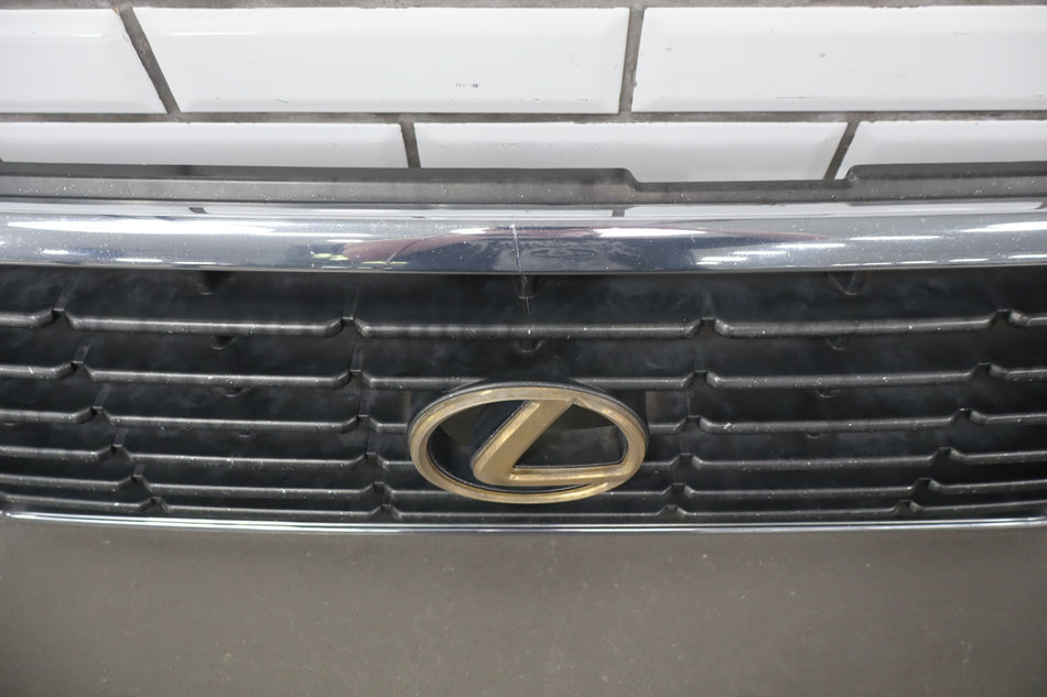 1996-1997 Lexus LX450 Radiator Grille