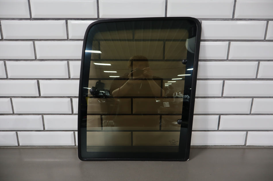 1993 CT2500- Right Rear Door Window